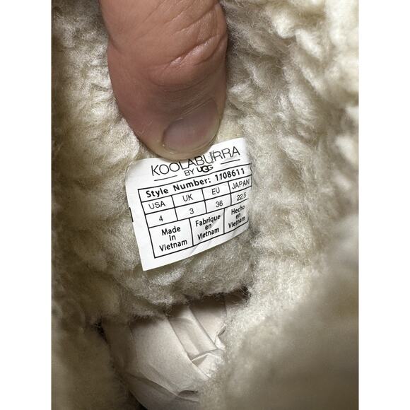 Koolaburra by UGG Suede Short Boots Koola Elderberry Sz 4 - Picture 8 of 9